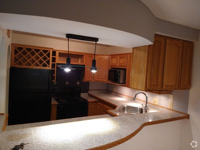 Building Photo - LIMITED TIME ONLY- $15.00 APPLICATION FEES... Rental