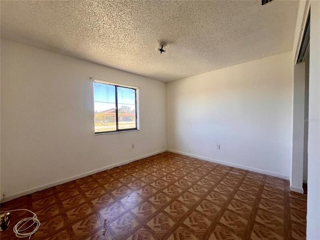 3847 Janeen Cir