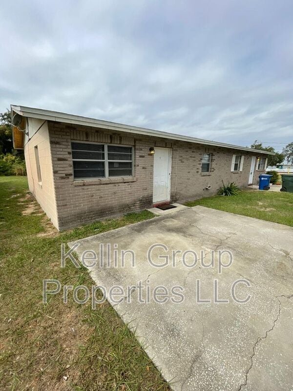 Photo - 160 N Nekoma Ave Unit 1