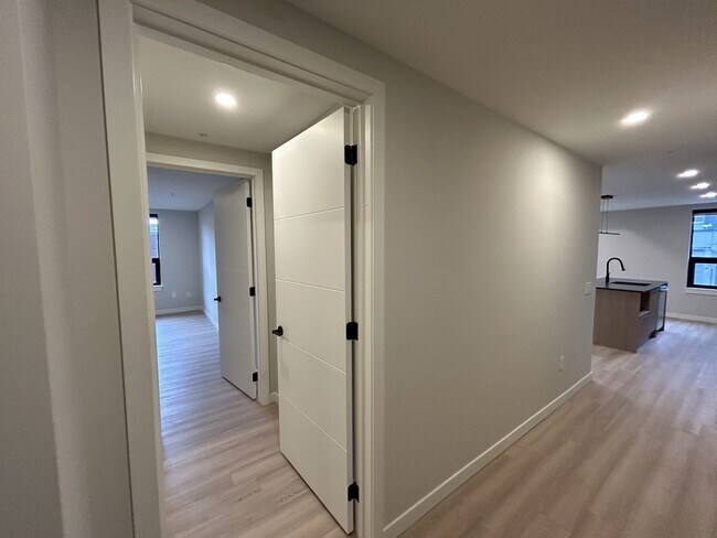 Photo - 5616-5616 South St Unit 204