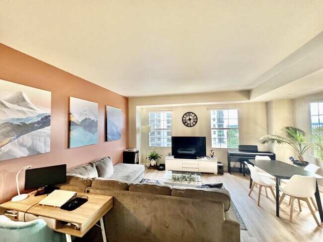 Photo - 300 W 11th Ave Condo Unit 10D