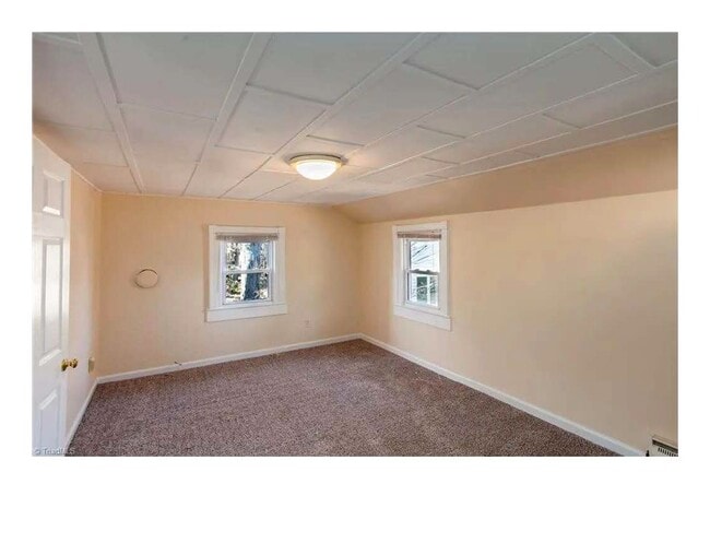 Photo - 210 Friendship Cir