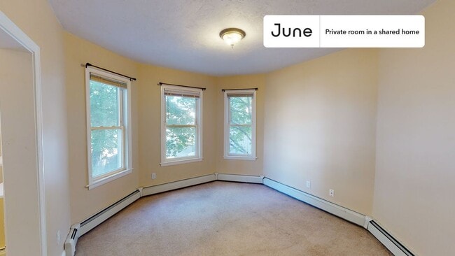 Photo - Room in Shared 3 bed/1 bath home Unidad C