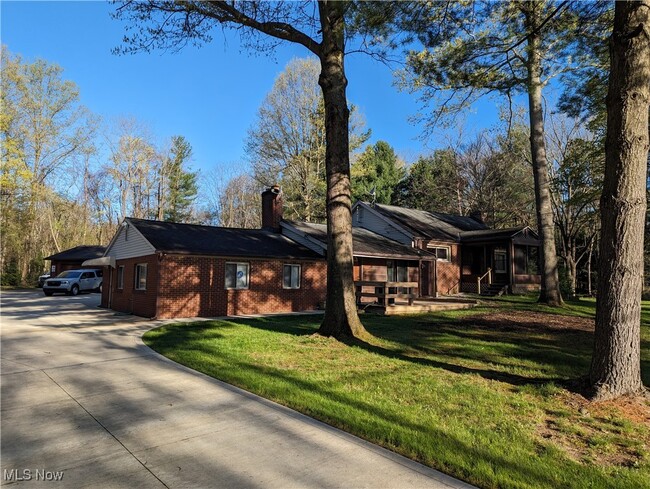 Building Photo - 17802 Rapids Rd Rental