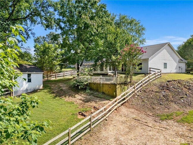 Photo - 1525 Keystone Dr
