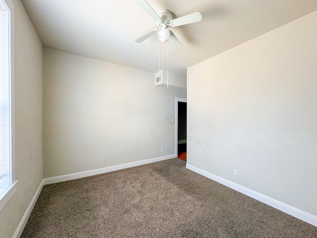 Photo - 2208 Sanger Ave Unidad 1