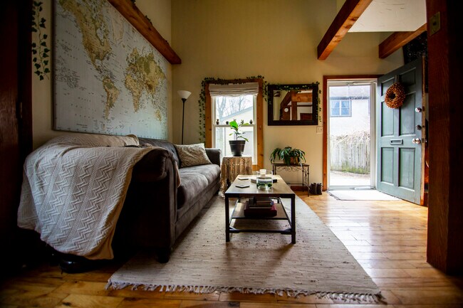 Photo - 642 Brust St Unidad 642