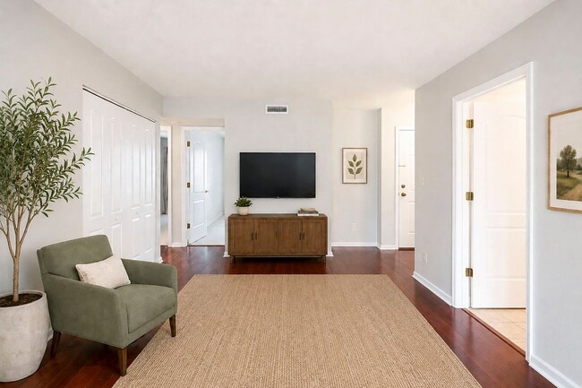 Photo - Villas at Southern Ridge 2BR Apartment with Community Amenities Unit D