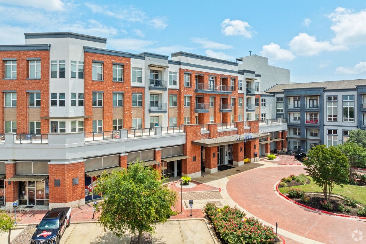 Lofts at Wolf Pen Creek - Lofts at Wolf Pen Creek