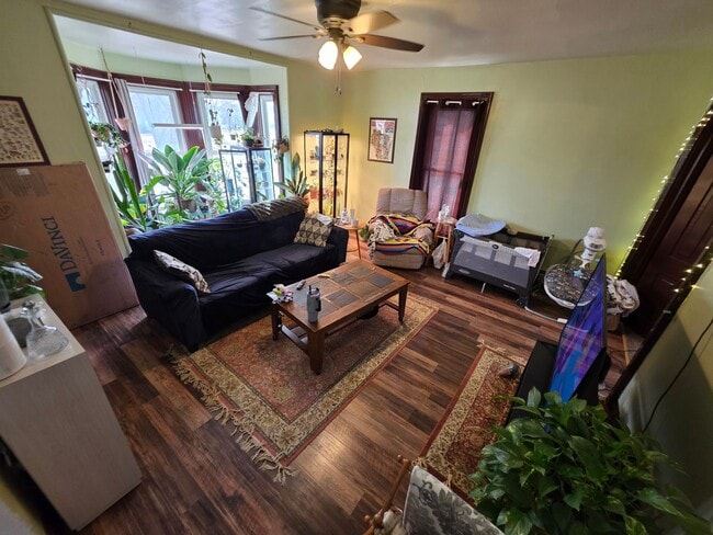 Photo - 1216 Water St