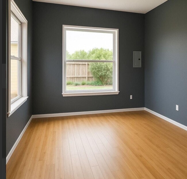 Building Photo - 4134 Woodside Ave Rental