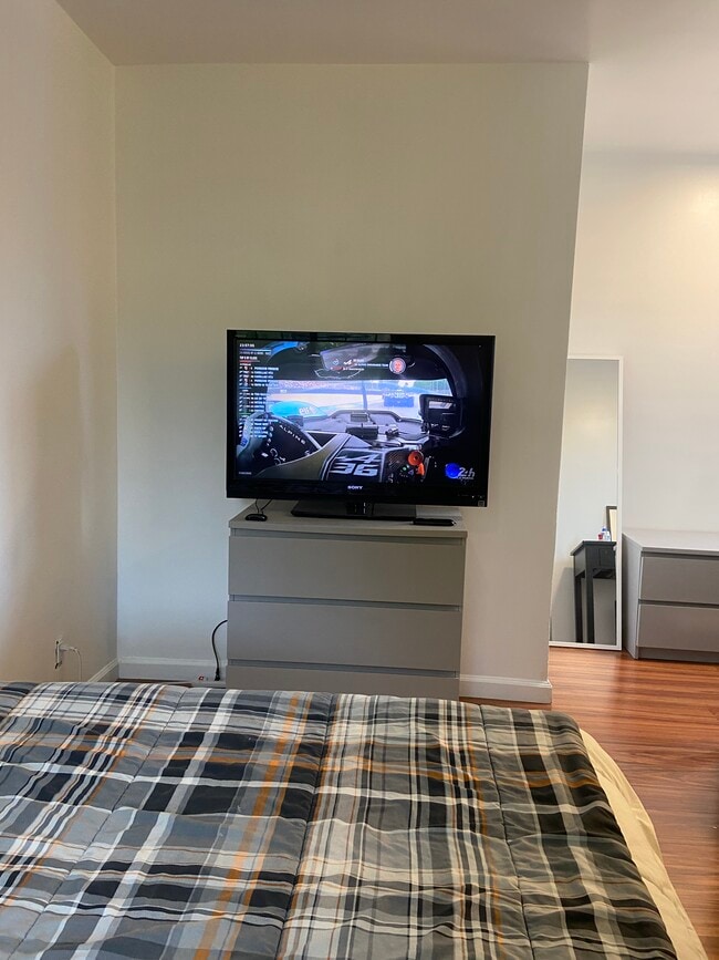 Photo - 247 Jordan St Unidad 3