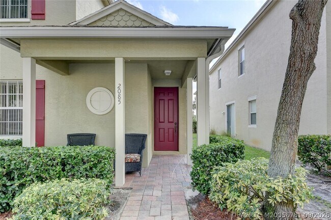 Photo - 2085 SE Avon Park Dr