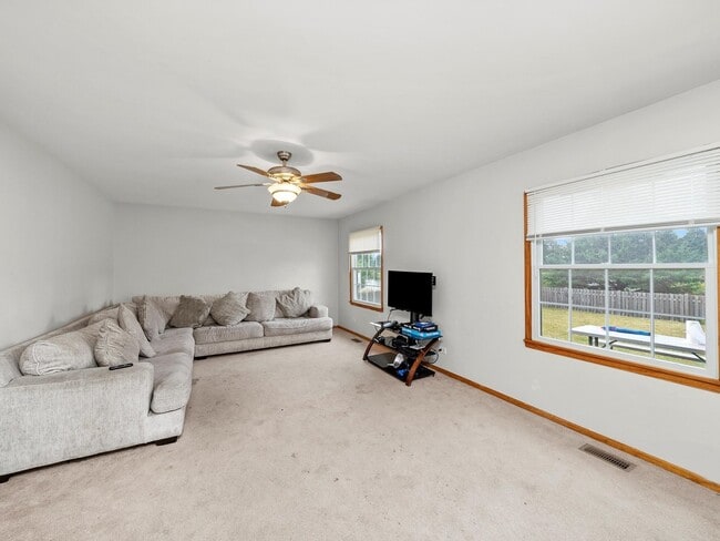 Photo - 14052 Front Royal Ct