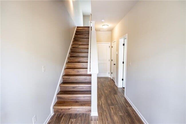 Photo - 3657 Princeton Ave