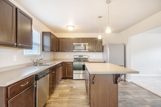 Photo - Largest Newer 4 Bedroom Home for Rent in Kentwood!