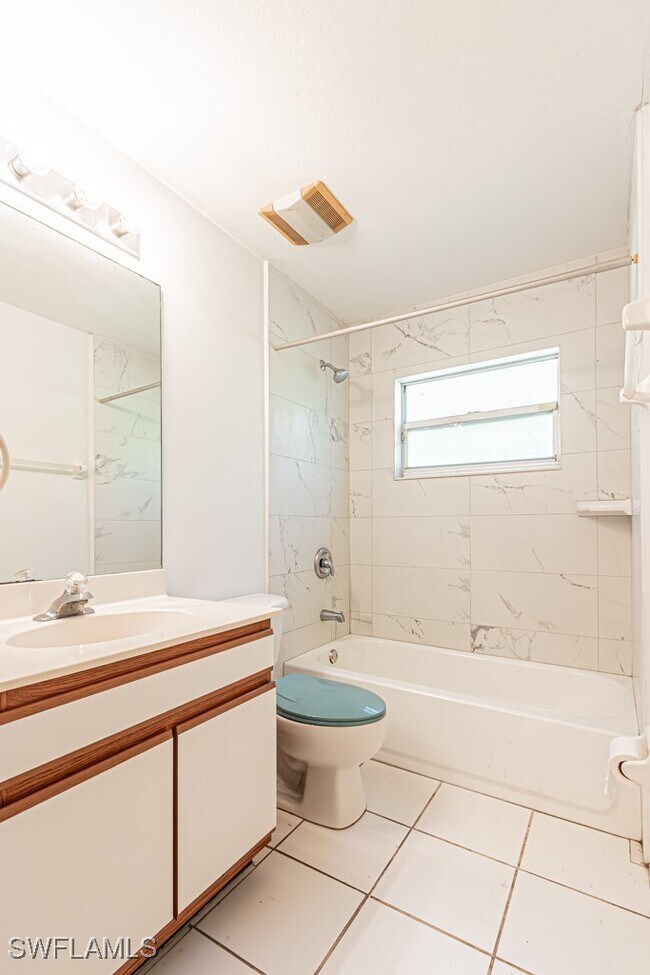 Photo - 590 6th St NE