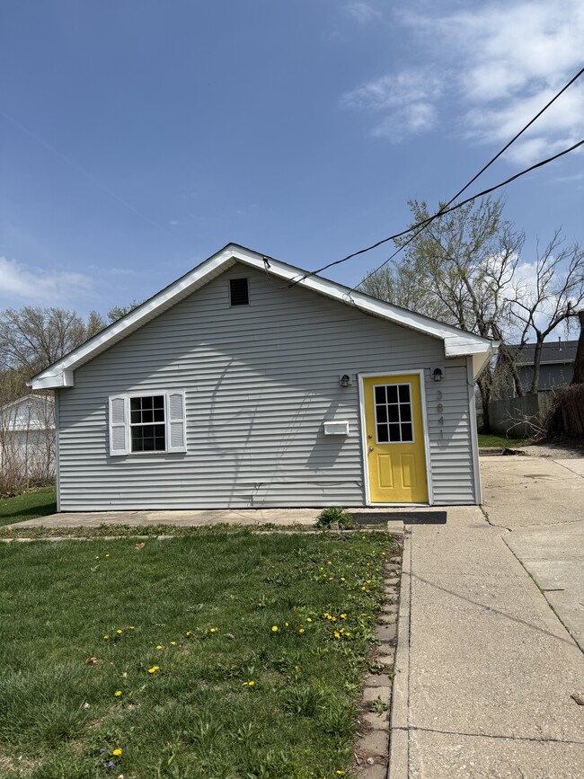 Photo - 3841 54th St House