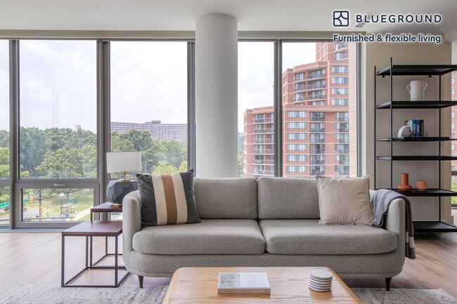 Photo - 1446 S Grant St Unidad FL5-ID698