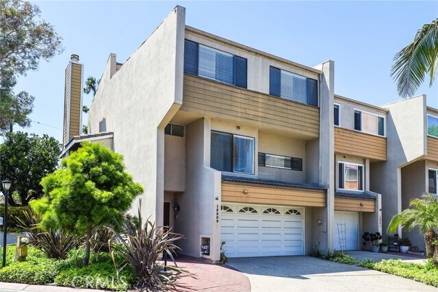 Photo - 18809 Club Ln Townhome