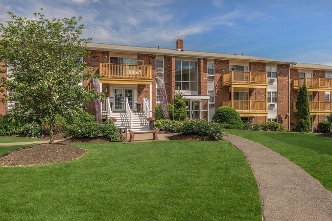 Photo - Parkview Apartments