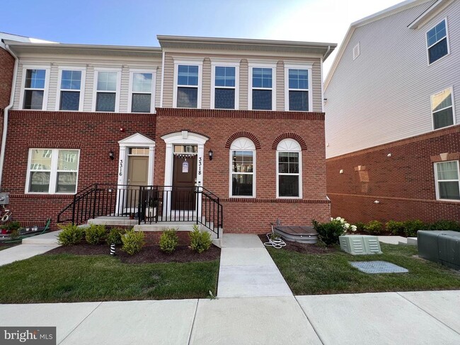 Photo - 3318 Provider Wy Townhome