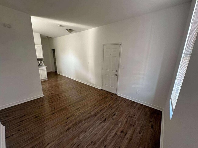 Photo - 2412 Huron St Unit 2
