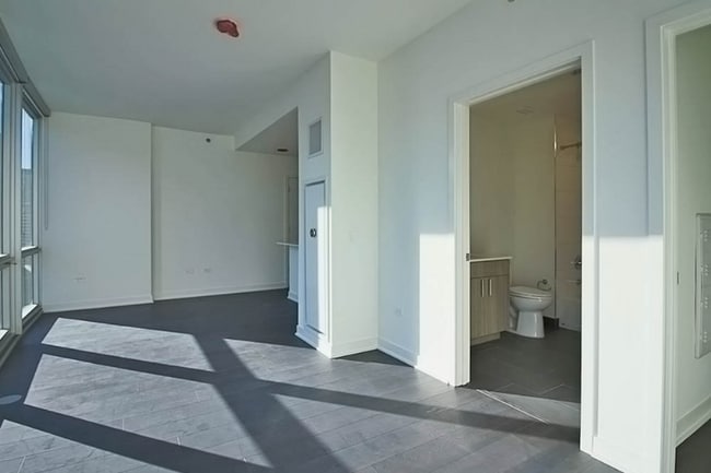 Photo - 485 North Park