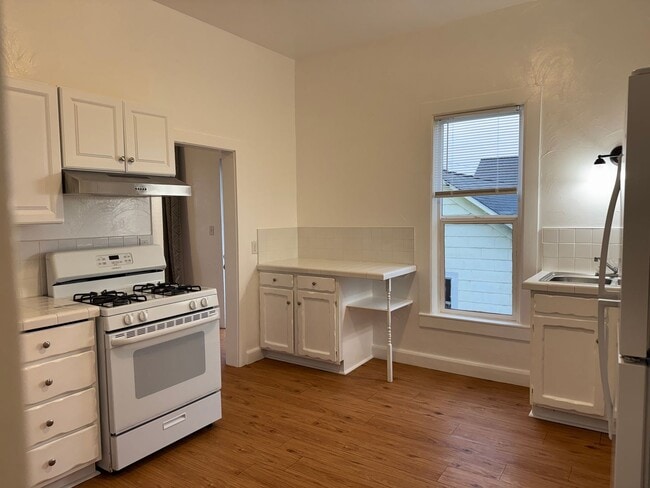 Photo - 2112 California St Unidad 2114 California ST