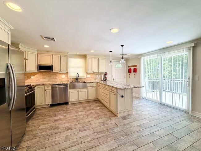 Photo - 23 Hillcrest Rd