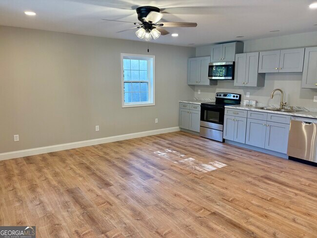 Photo - 114 Hidden Springs Way