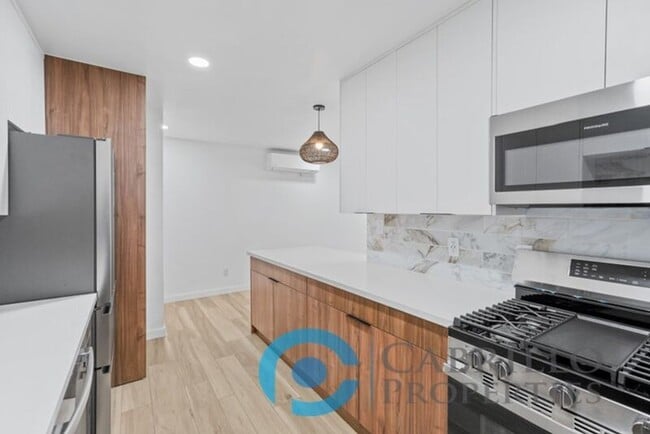 Photo - 4669 34th St Unit 3