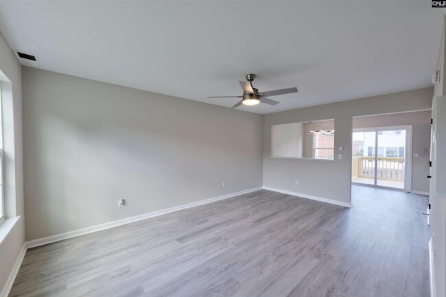 Photo - 104 Curvewood Rd