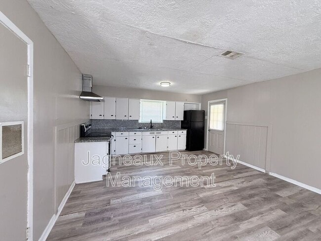 Photo - 1411 17th St