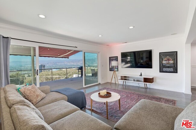 Photo - 3201 Bonnie Hill Dr