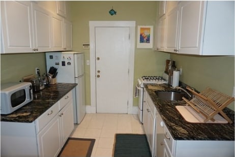 Building Photo - 109 Winchester St Unit 6