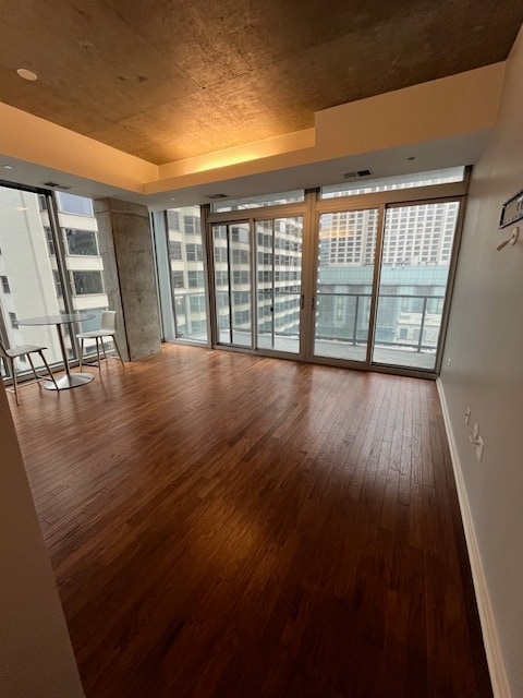 Photo - 550 N Saint Clair St Unit 1005