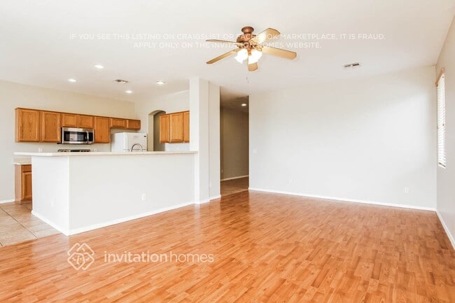 Photo - 3213 S 103rd Dr