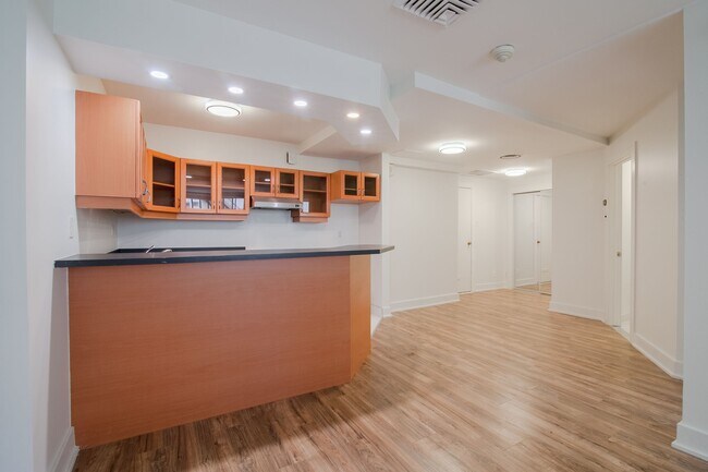 Photo - 3545 Cote-des-Neiges Road Unit 122