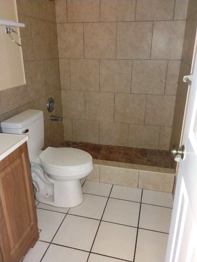 Photo - Cute 2 Bedroom, 1 Bathroom home For Rent