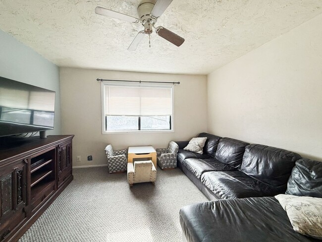 Photo - G7UG Unidad G7UG #1