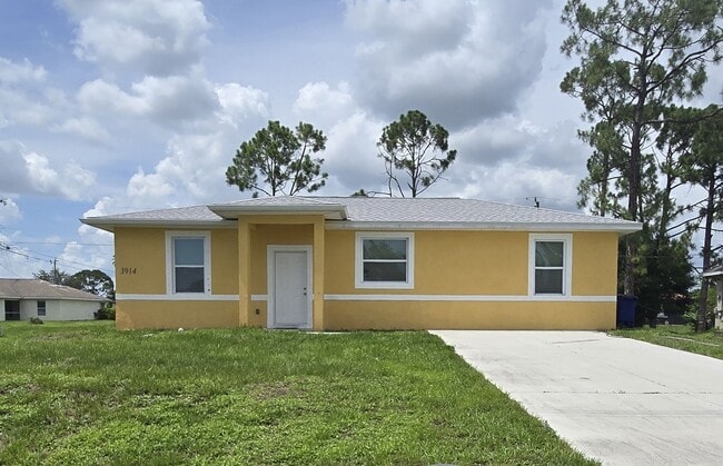 Building Photo - GREAT SW LEHIGH LOCATION-THREE BEDROOM -2 ... Rental