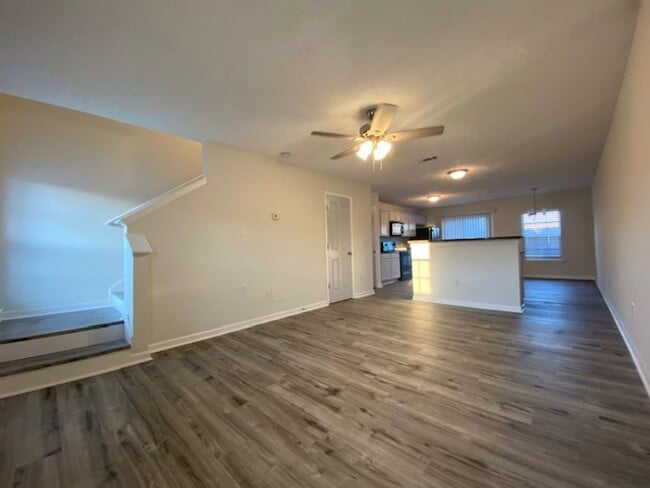 Photo - Great 2 Bedroom 2 1/2 Bath Townhouse in Smyrna!