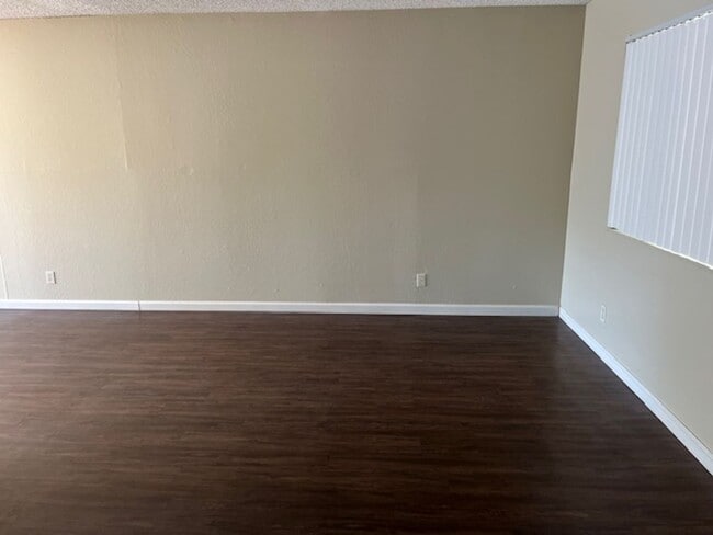 Photo - 3 bedroom 1.5 bathroom condo in Davis