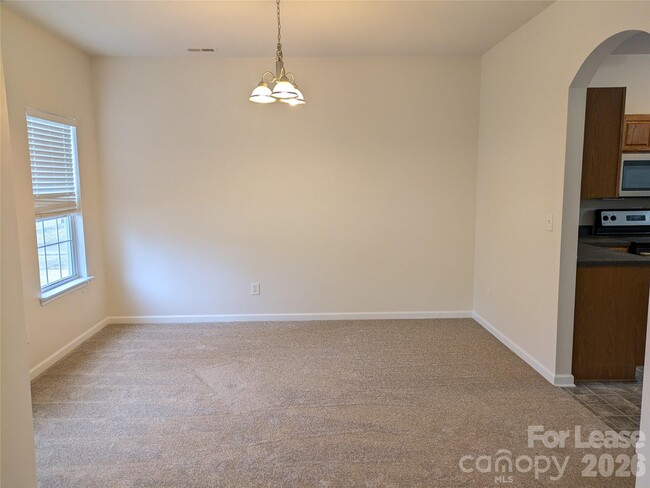 Photo - 11108 Aprilia Ln