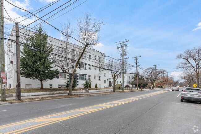 4301-4313 Wheeler Rd SE - Wheeler Road Apartments