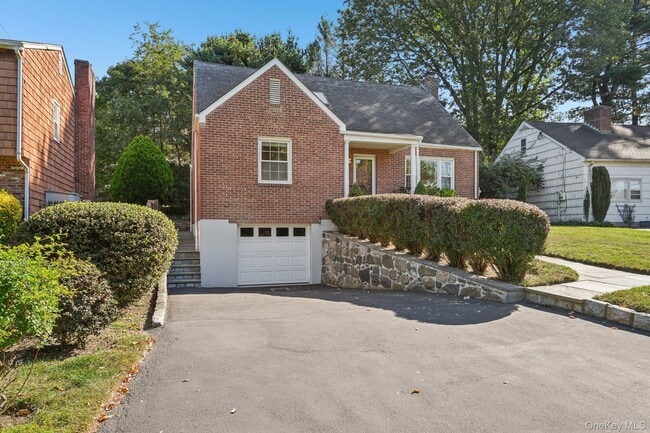 Photo - 71 Tamarack Rd