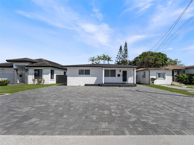 Building Photo - 3031 SW 64th Ave