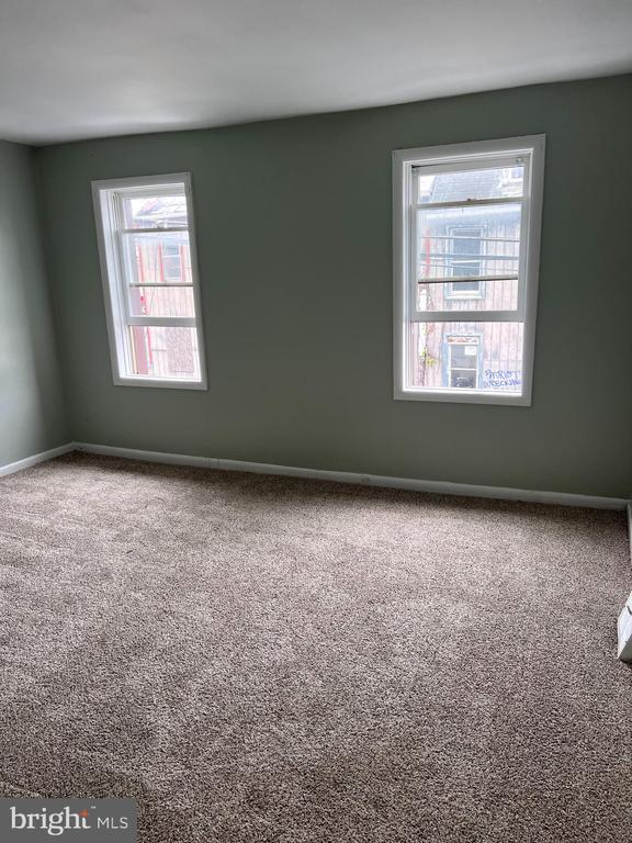 Building Photo - 605 Dauphin St Rental