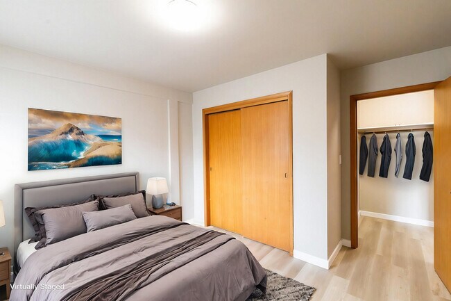 Photo - Sunalta 1624